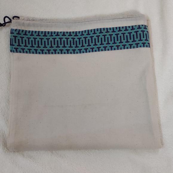 ❌Sold❌Tory Burch Twoway Bag. - Picture 15 of 16